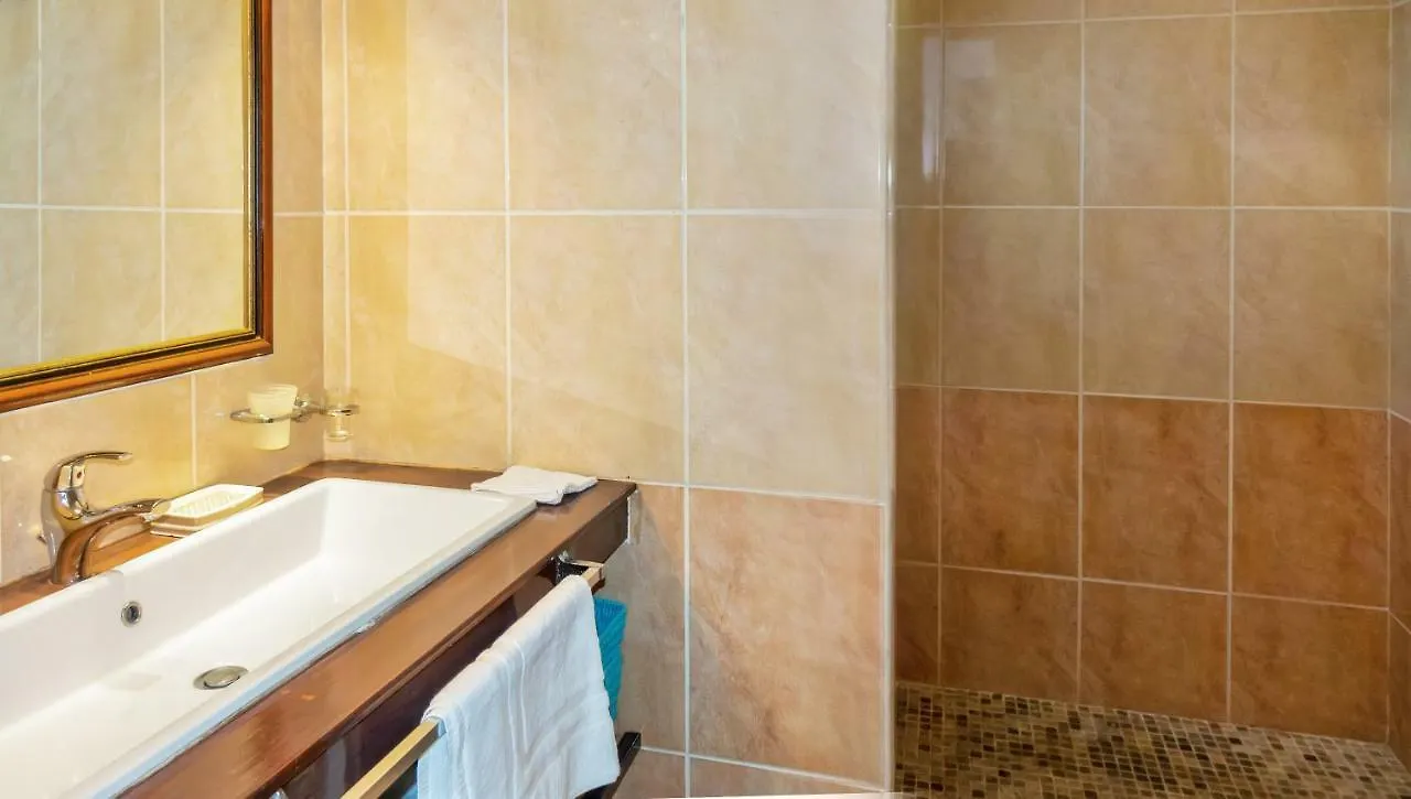 2 Bedroom Apartment Catalina Grand Case